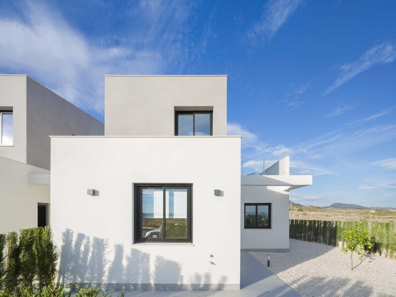 Golf-Facing Townhouses in Murcia's Prestigious Golf Resort