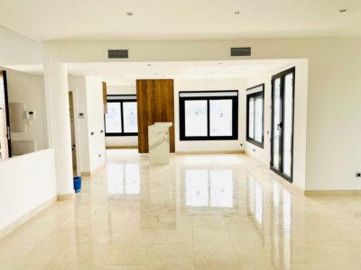 Sea View Villas with Indoor & Outdoor Pools in Benalmádena, Costa del Sol